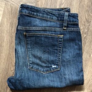 Joe’s Curvy Bootcut Booty Fit “the honey”